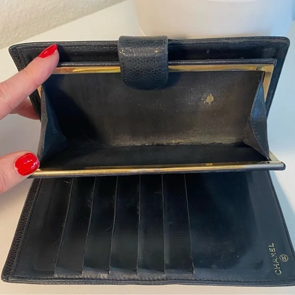 CHANEL Caviar Long Wallet